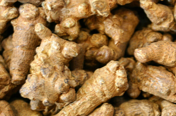 吃三七能去老年斑嗎 三七的功效有哪些 三七的功效與作用