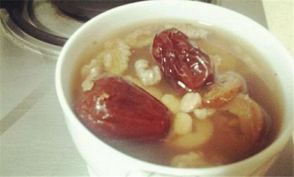 芡實桃仁紅棗湯的功效