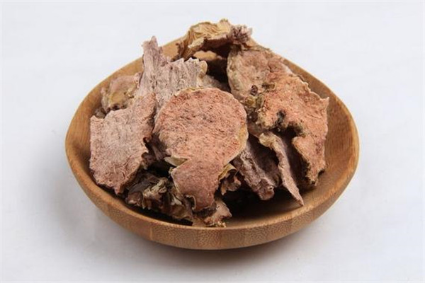 紅景天有益氣活血、清肺止咳的作用