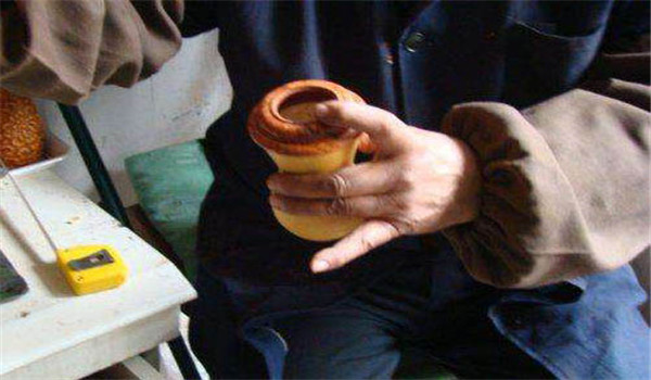 養(yǎng)殖鳴蟲(chóng)的注意事項(xiàng)