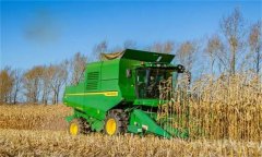 聯(lián)合收割機田間作業(yè)有哪些注意事項？